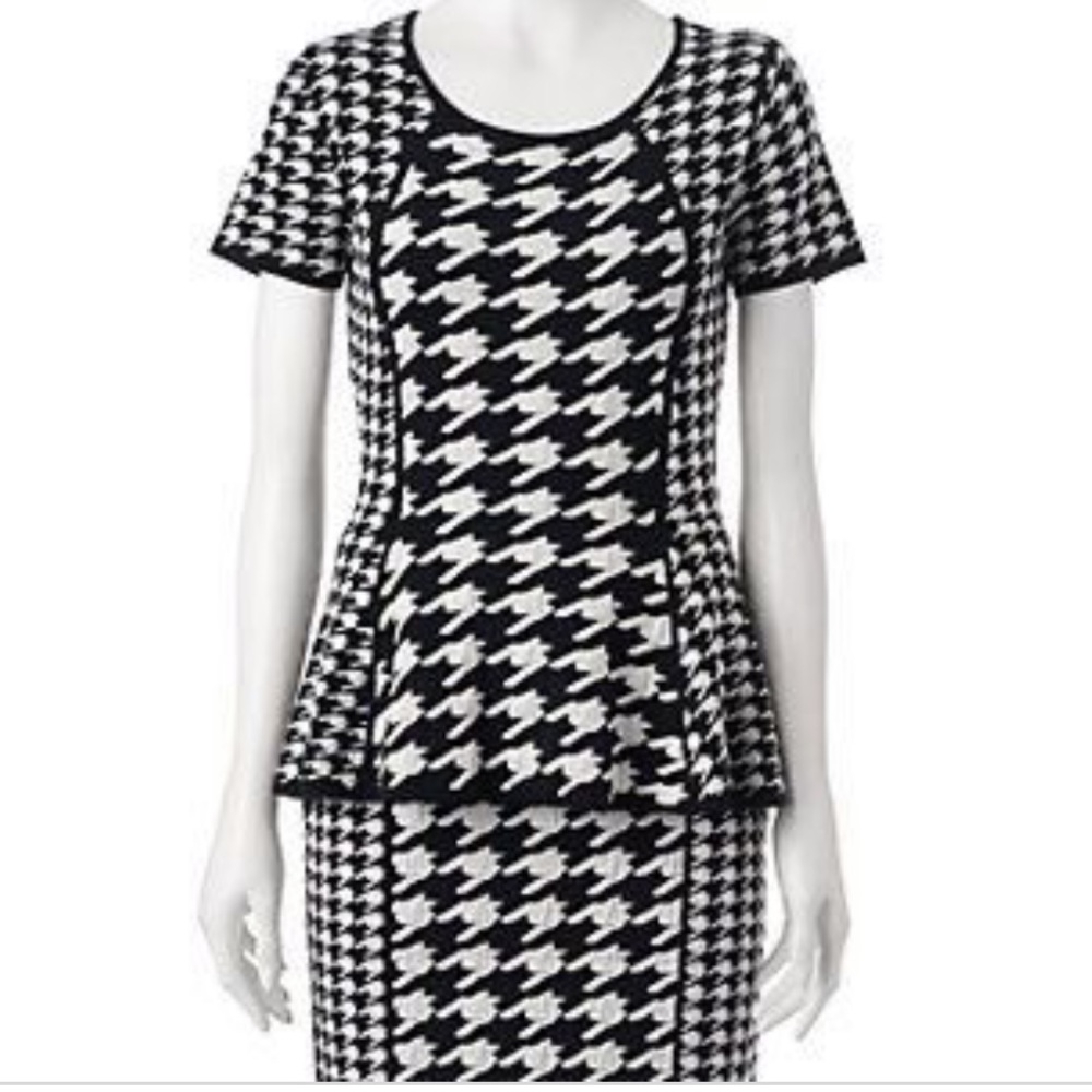Elle collection peplum top Small